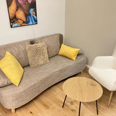 Apartment Ferienwohnung Mitte *